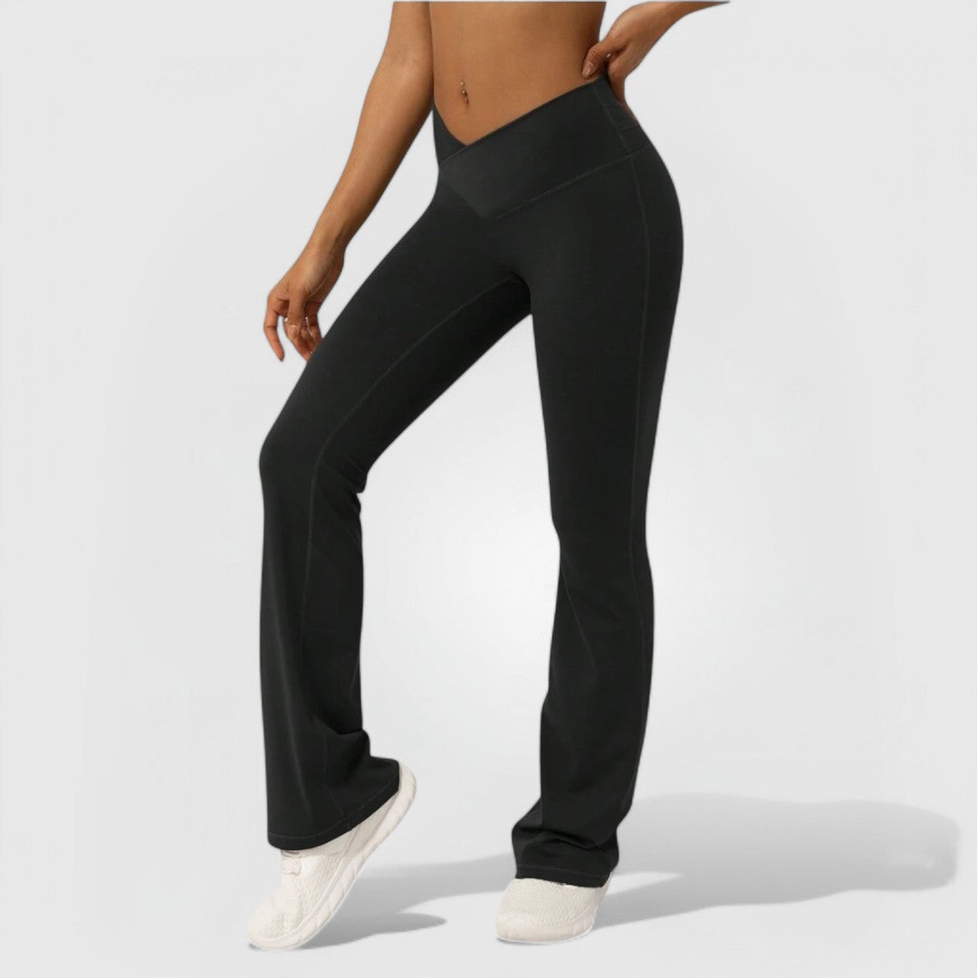 Everyday Flare Pants - Musta